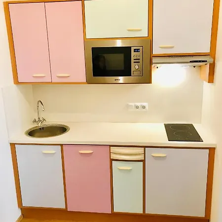 J.heart: Karlin More Love Apartment *